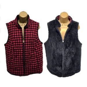 Cabin Buffalo Plaid Fuzzy Reversible Vest Womens Large Black Red Classic Winter